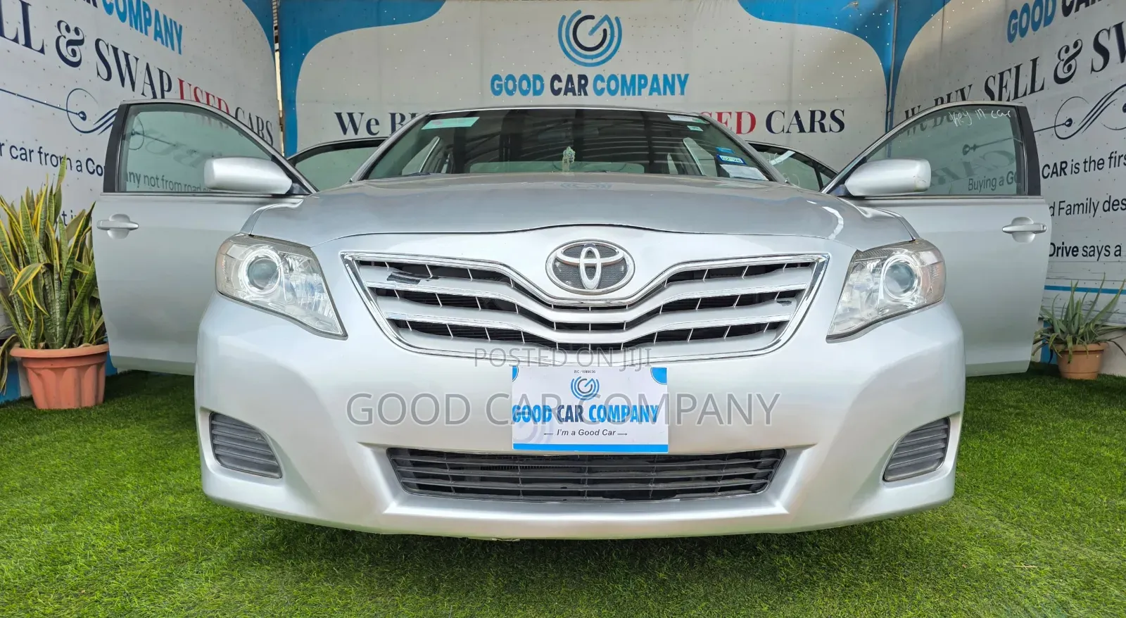 Toyota Camry 2010 Silver