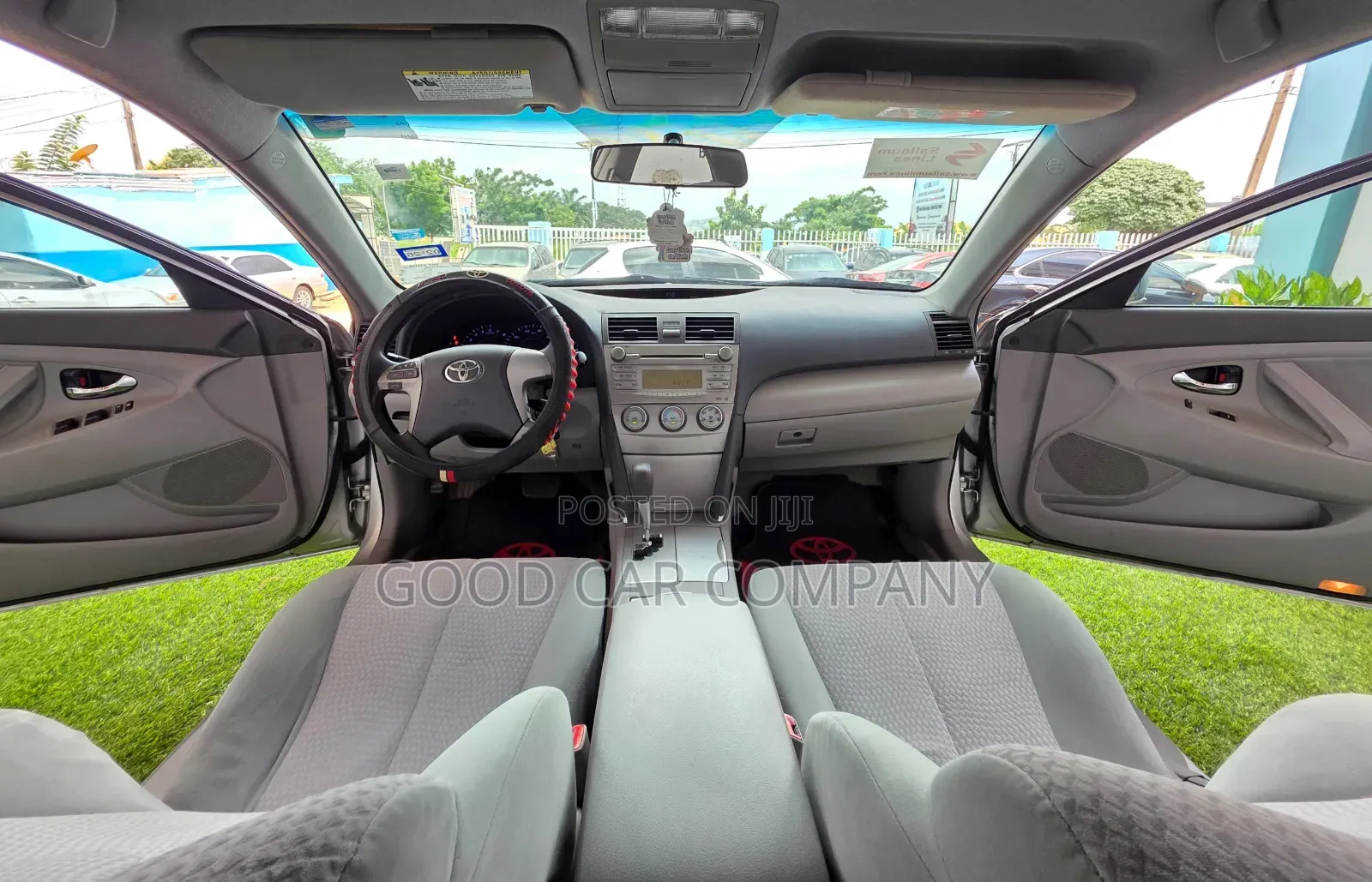 Toyota Camry 2010 Silver