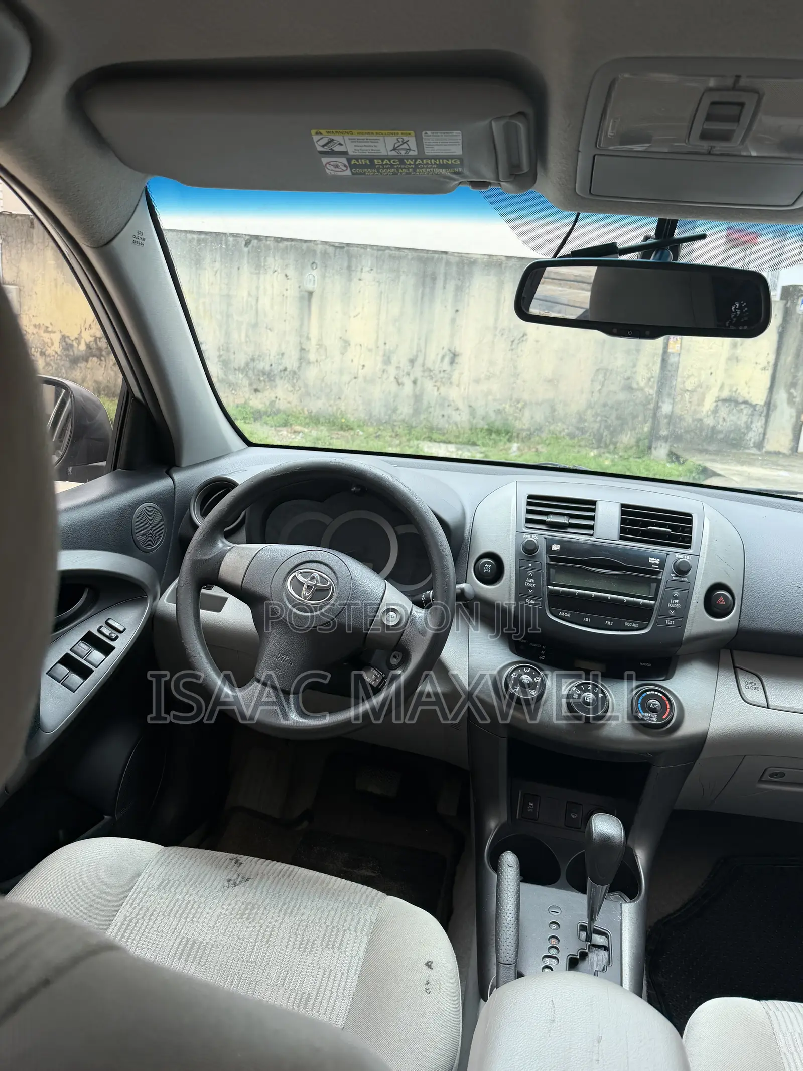 Toyota RAV4 2010 Silver