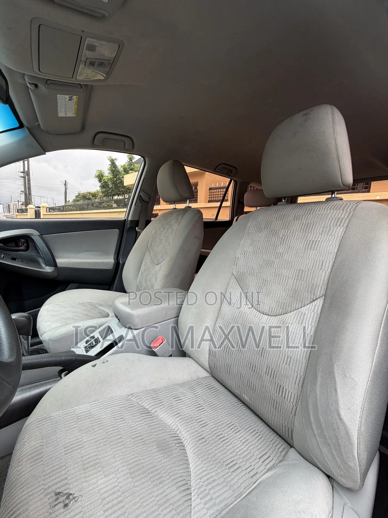 Toyota RAV4 2010 Silver