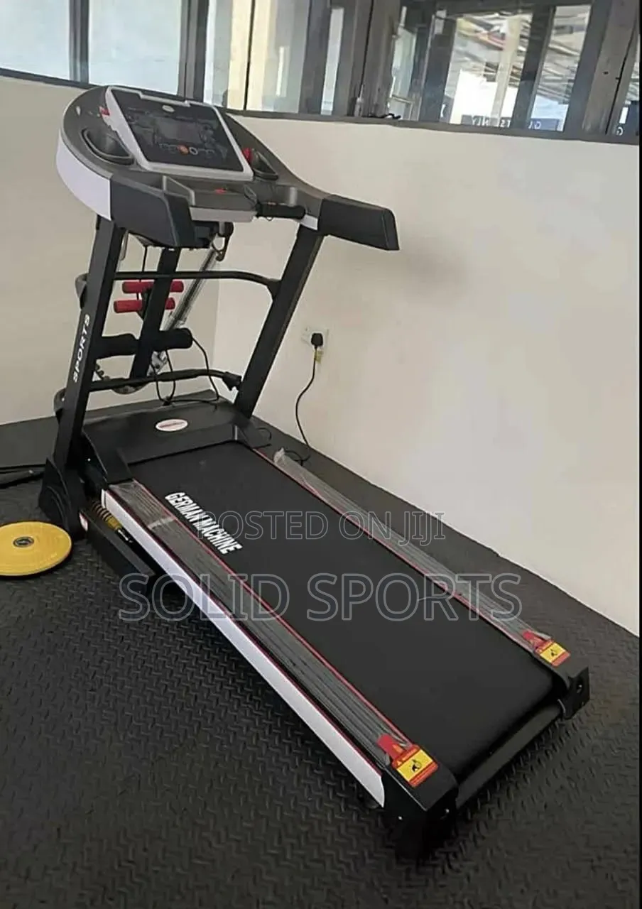 Big German Machine 2.5 Horsepower Treadmill With Auto Incline