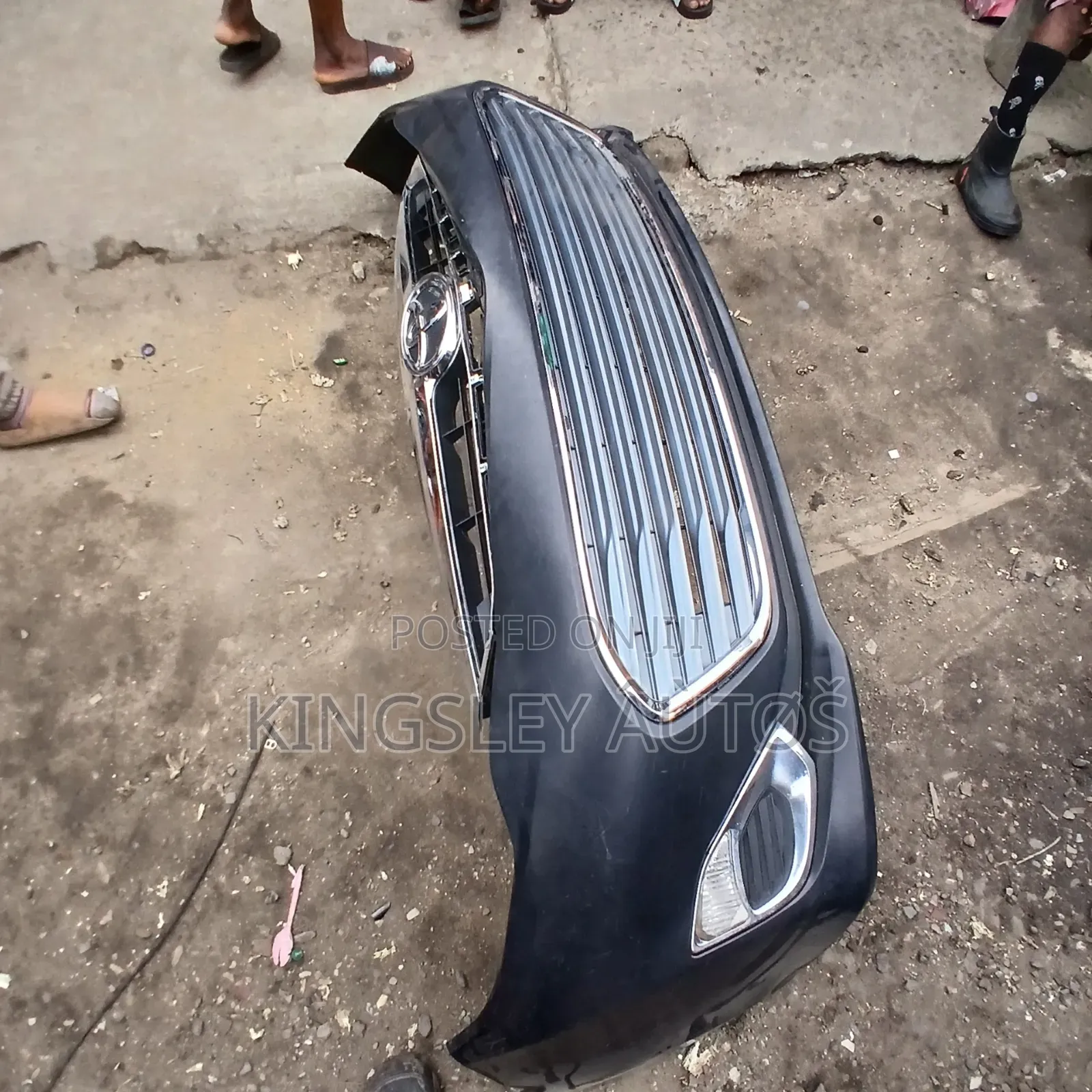 Bumper Avalone 2014