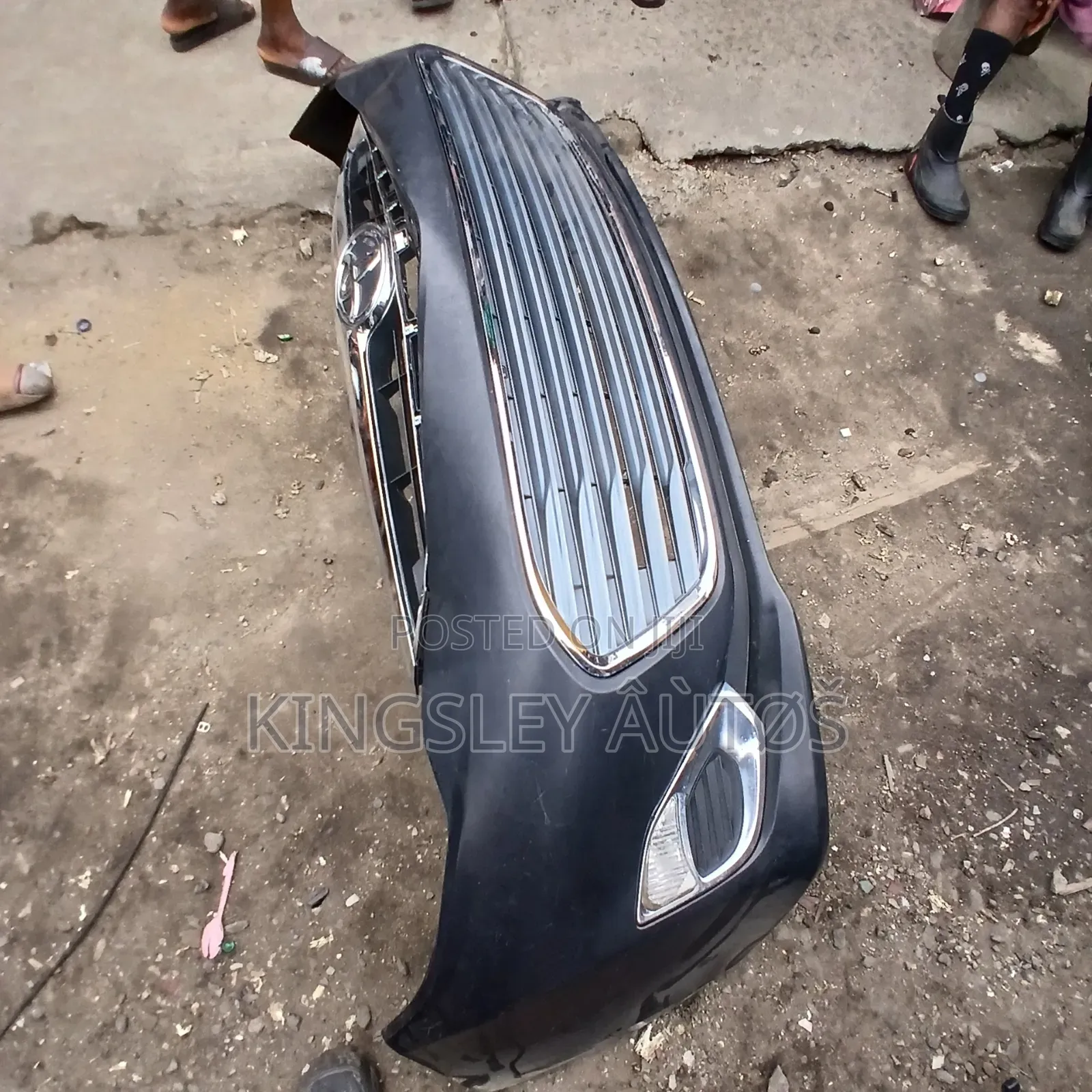 Bumper Avalone 2014