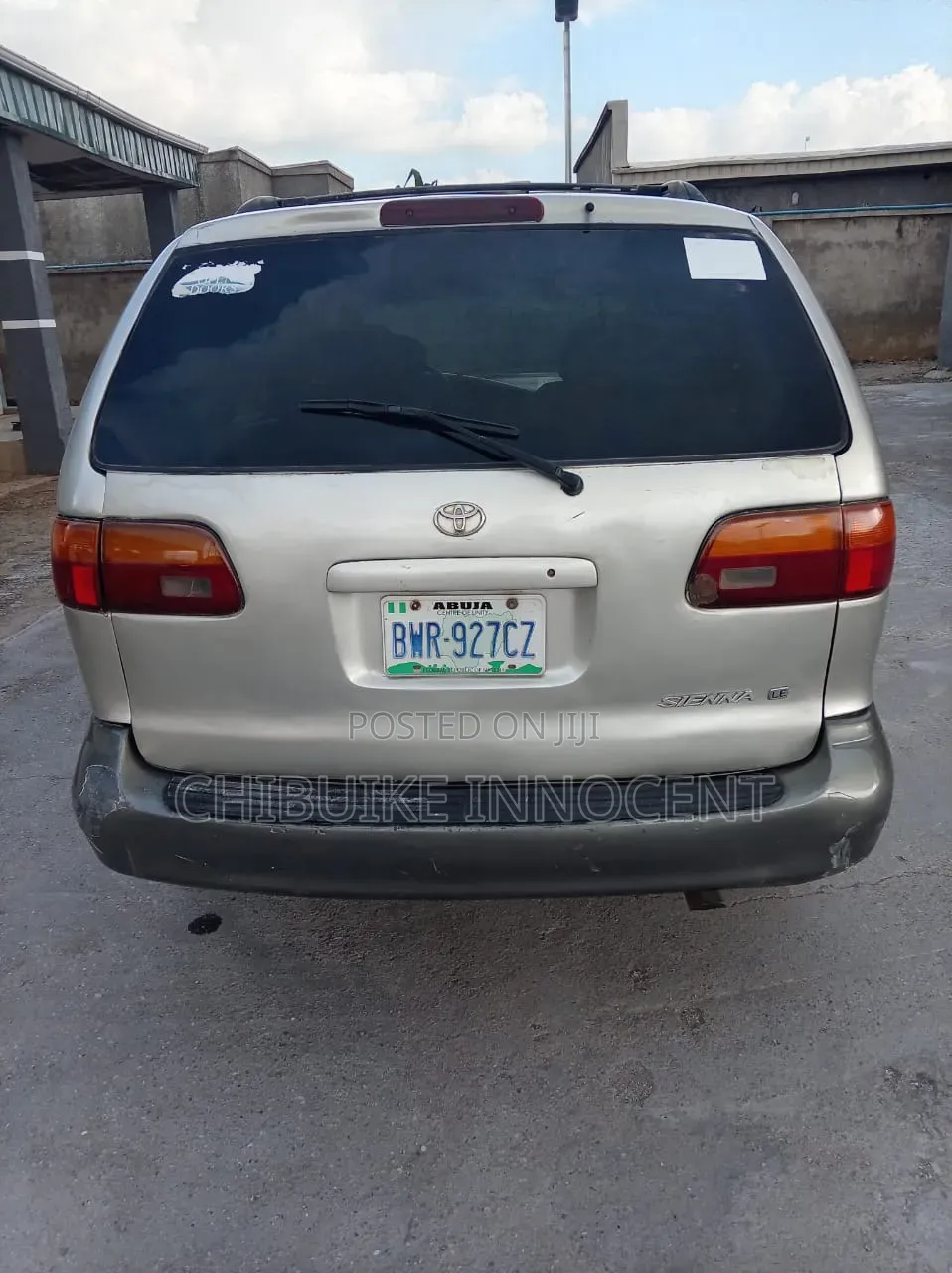Toyota Sienna 2001