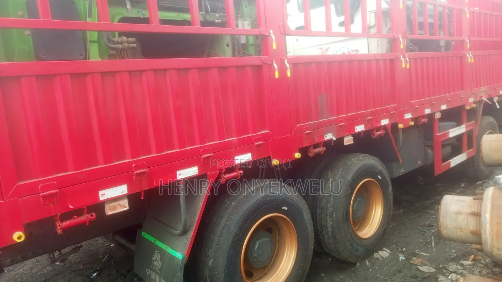 12 Tyres Howo Rigid Truck 30 Tons