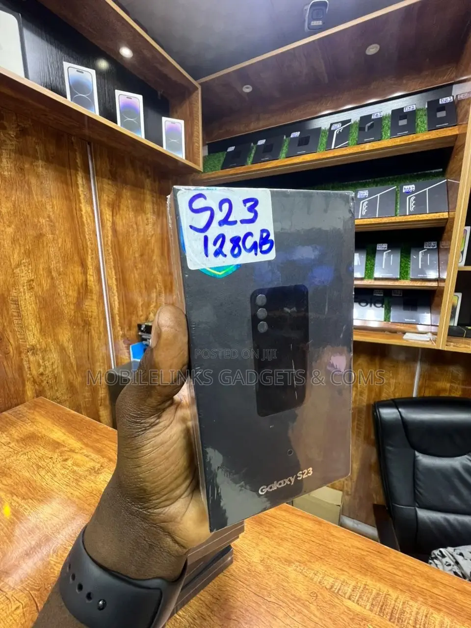 New Samsung Galaxy S23 128 GB Black
