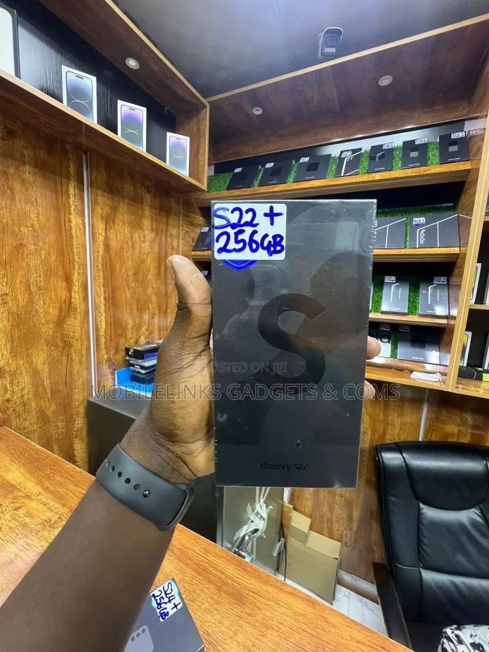 New Samsung Galaxy S22+ 5G 256 GB Black