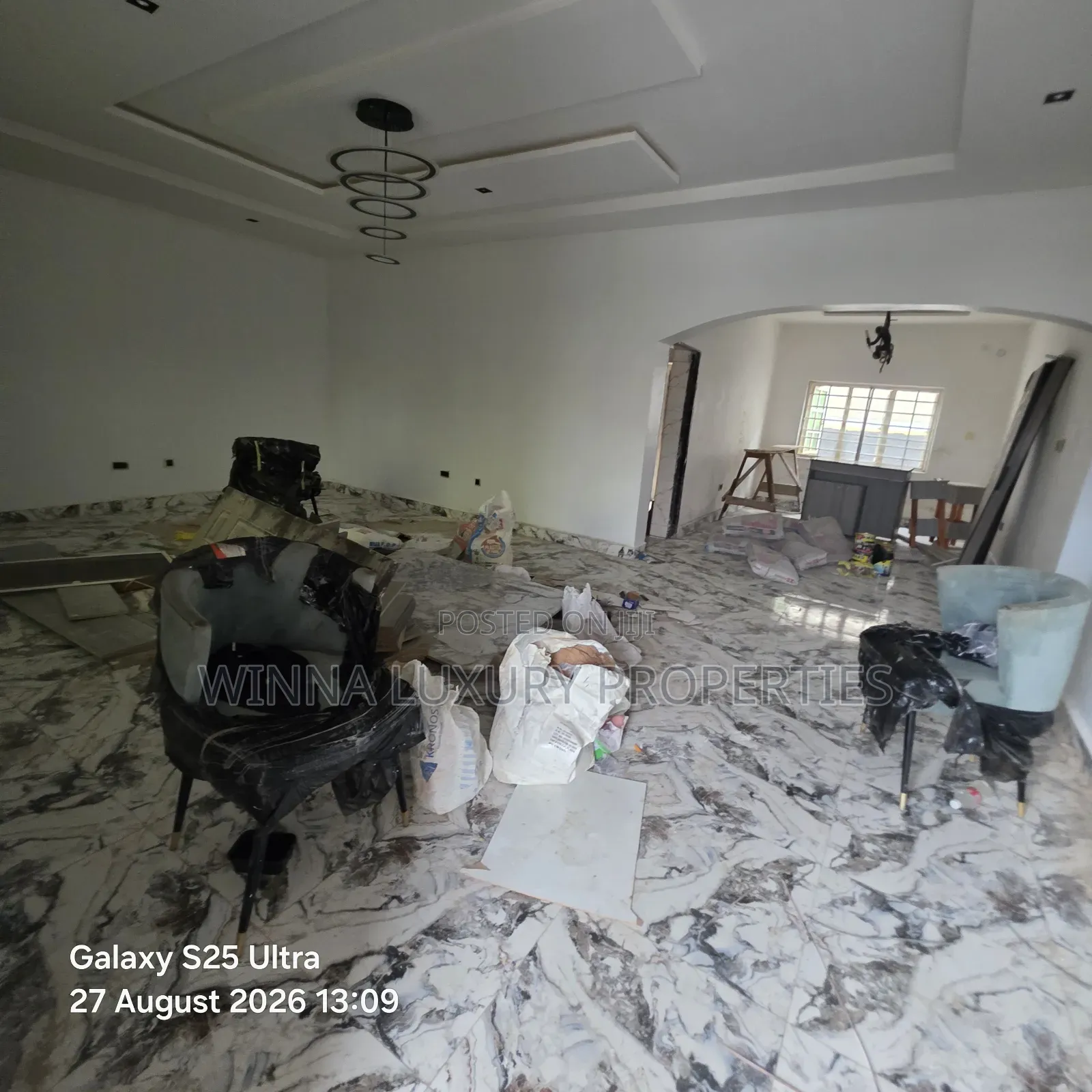 3bdrm Bungalow in Oil Spring Estate, Lugbe District for rent