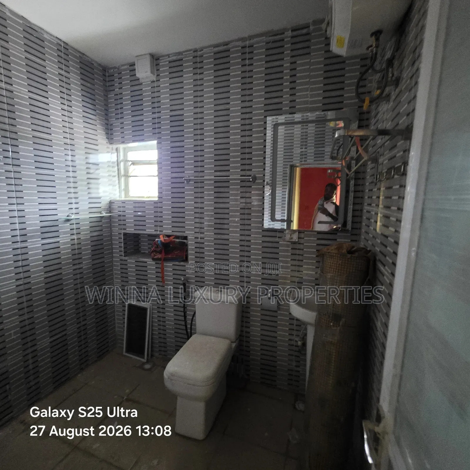 3bdrm Bungalow in Oil Spring Estate, Lugbe District for rent