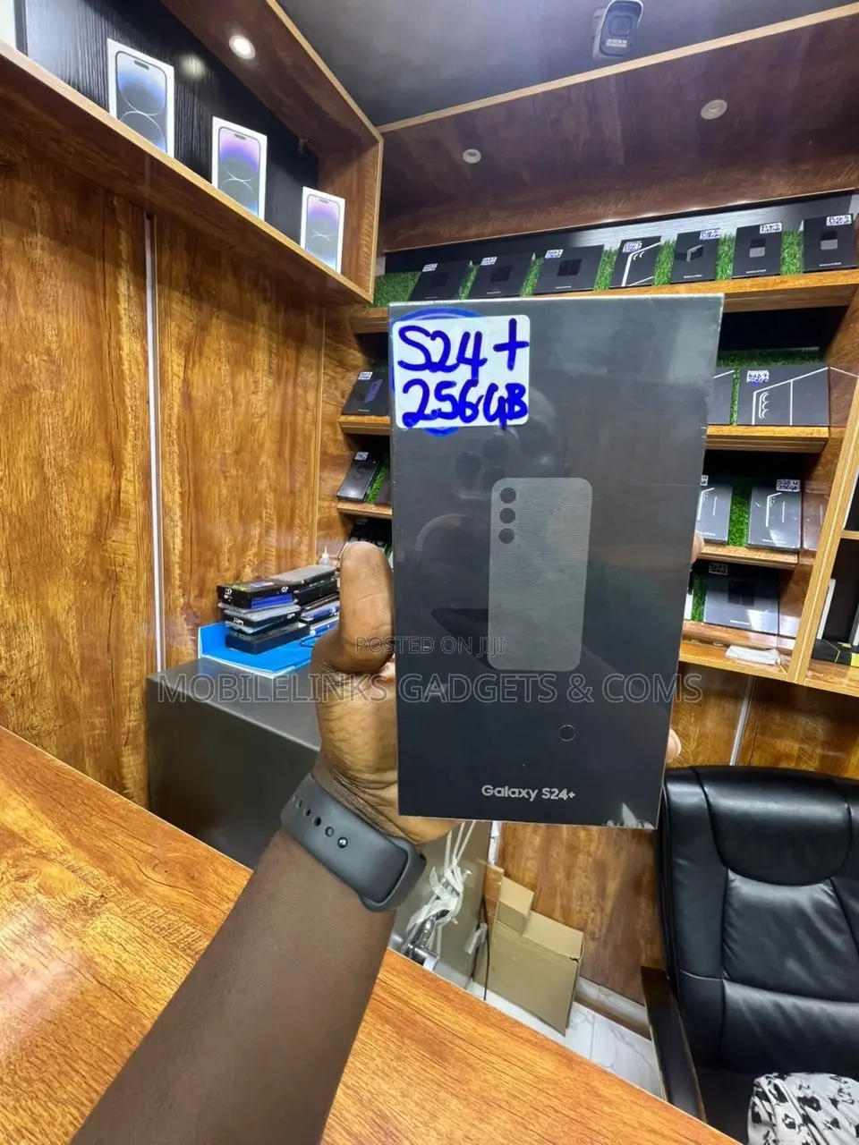 New Samsung Galaxy S24 Plus 256 GB Silver