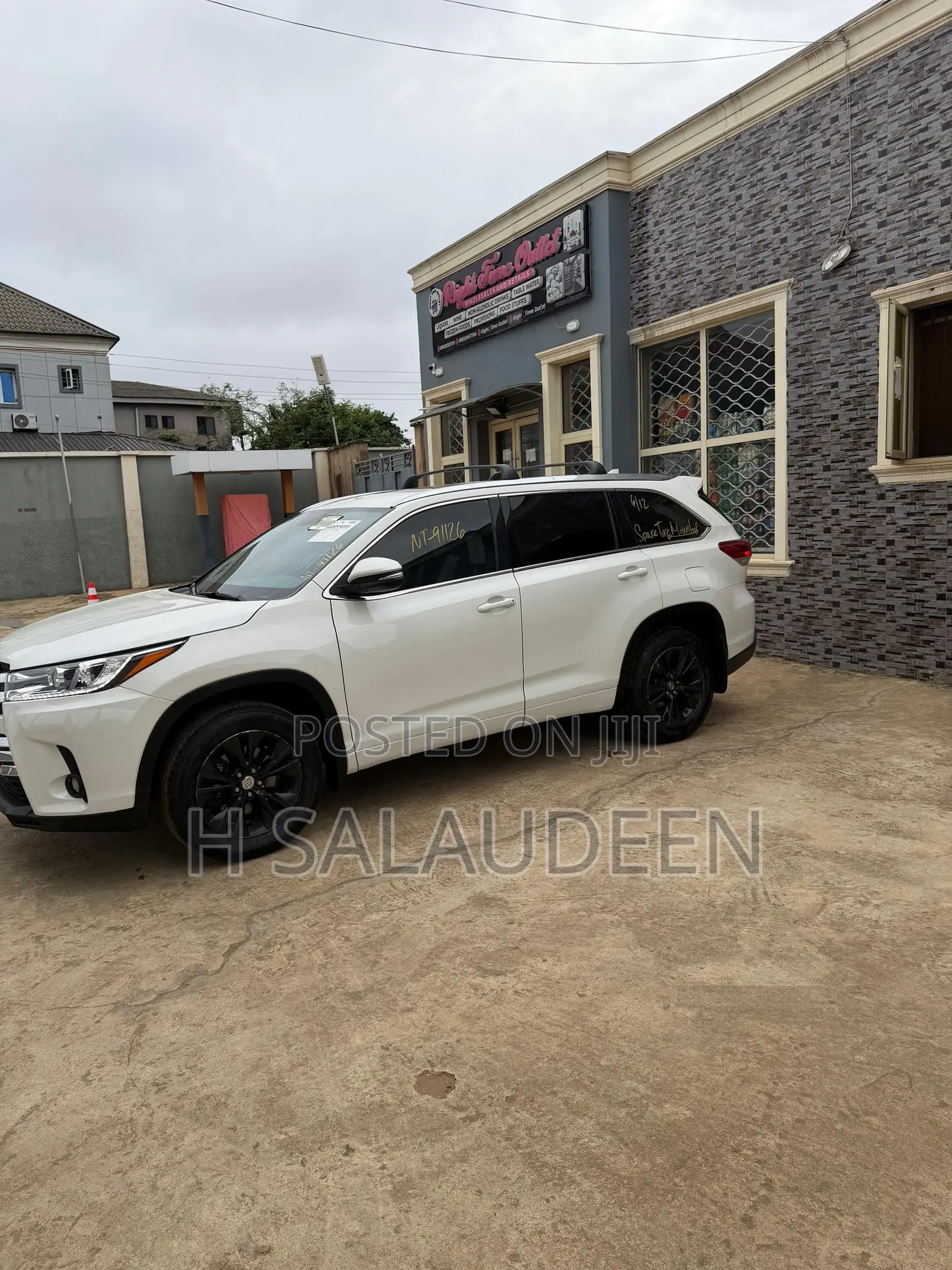 Toyota Highlander XLE 4dr SUV (3.5L 6cyl 6A) 2015 White