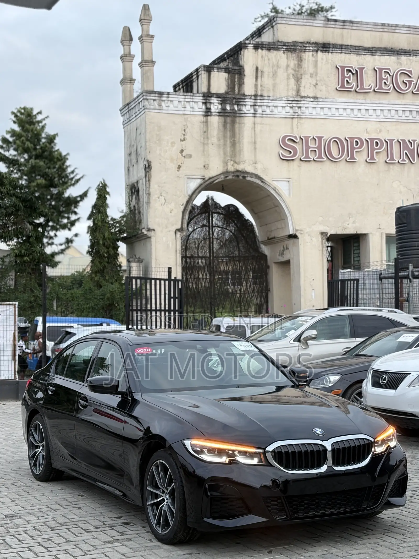 BMW 330i 2020 Black