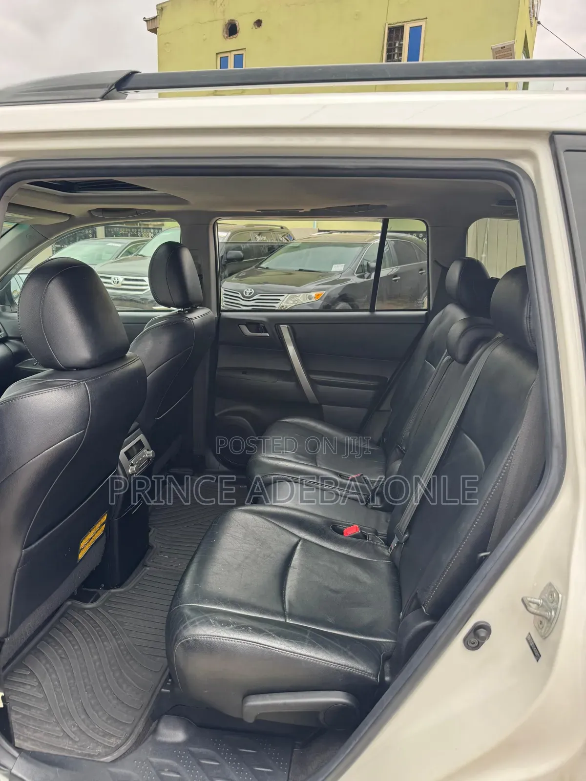 Toyota Highlander Sport 2010 White
