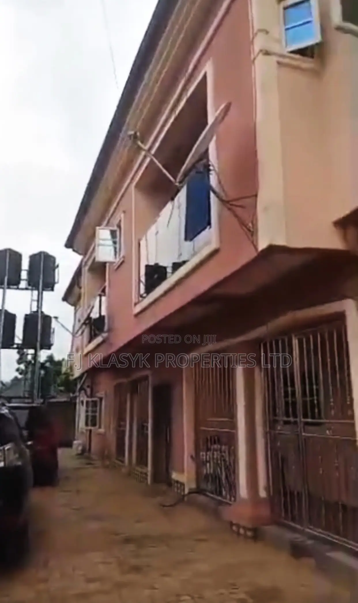 12bdrm House in Benin City for sale