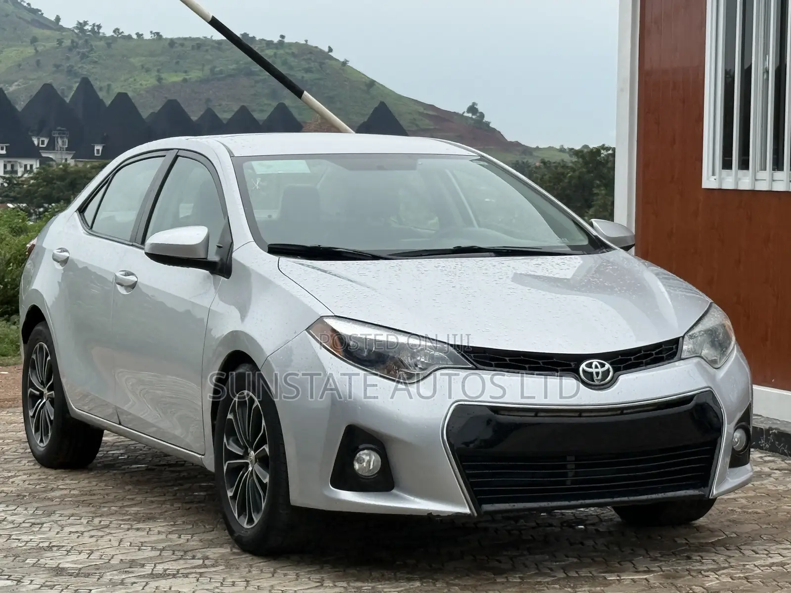 Toyota Corolla 2016 Silver