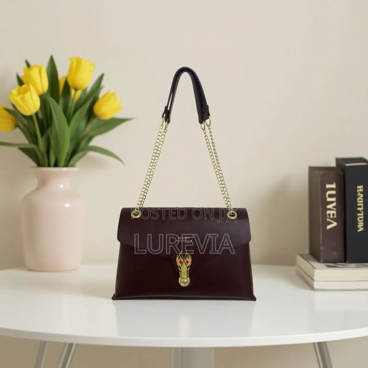 Elegant Women’s Chain Shoulder Bag