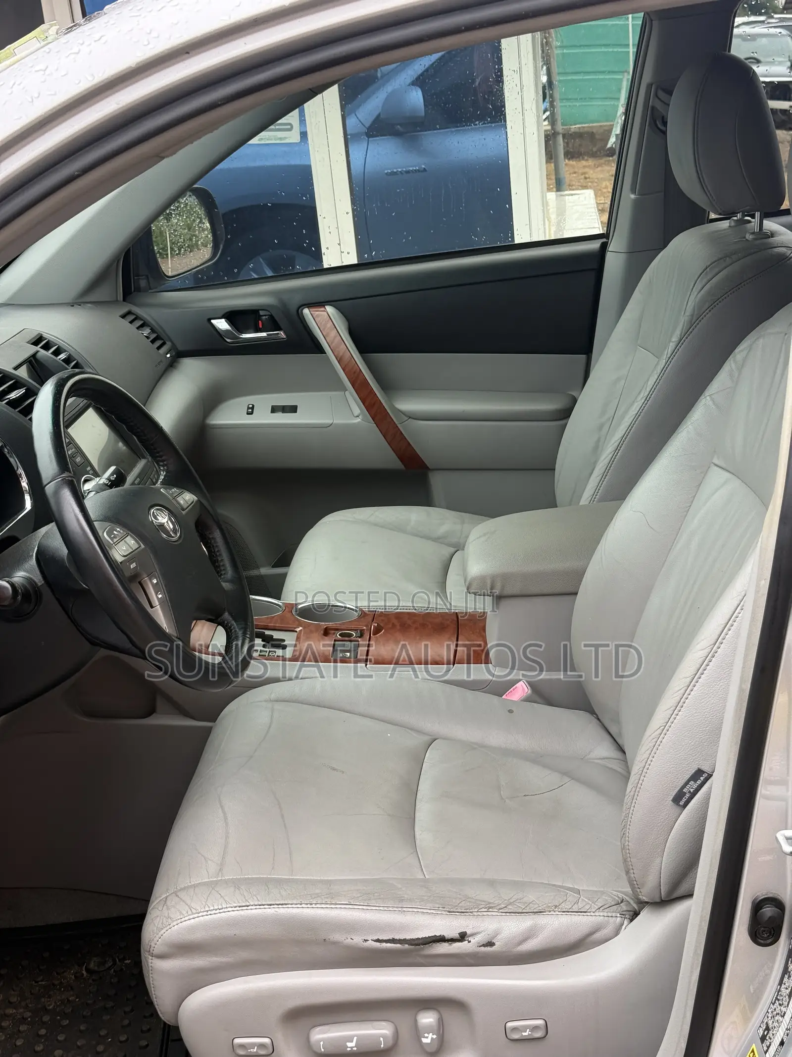 Toyota Highlander 2010 Silver