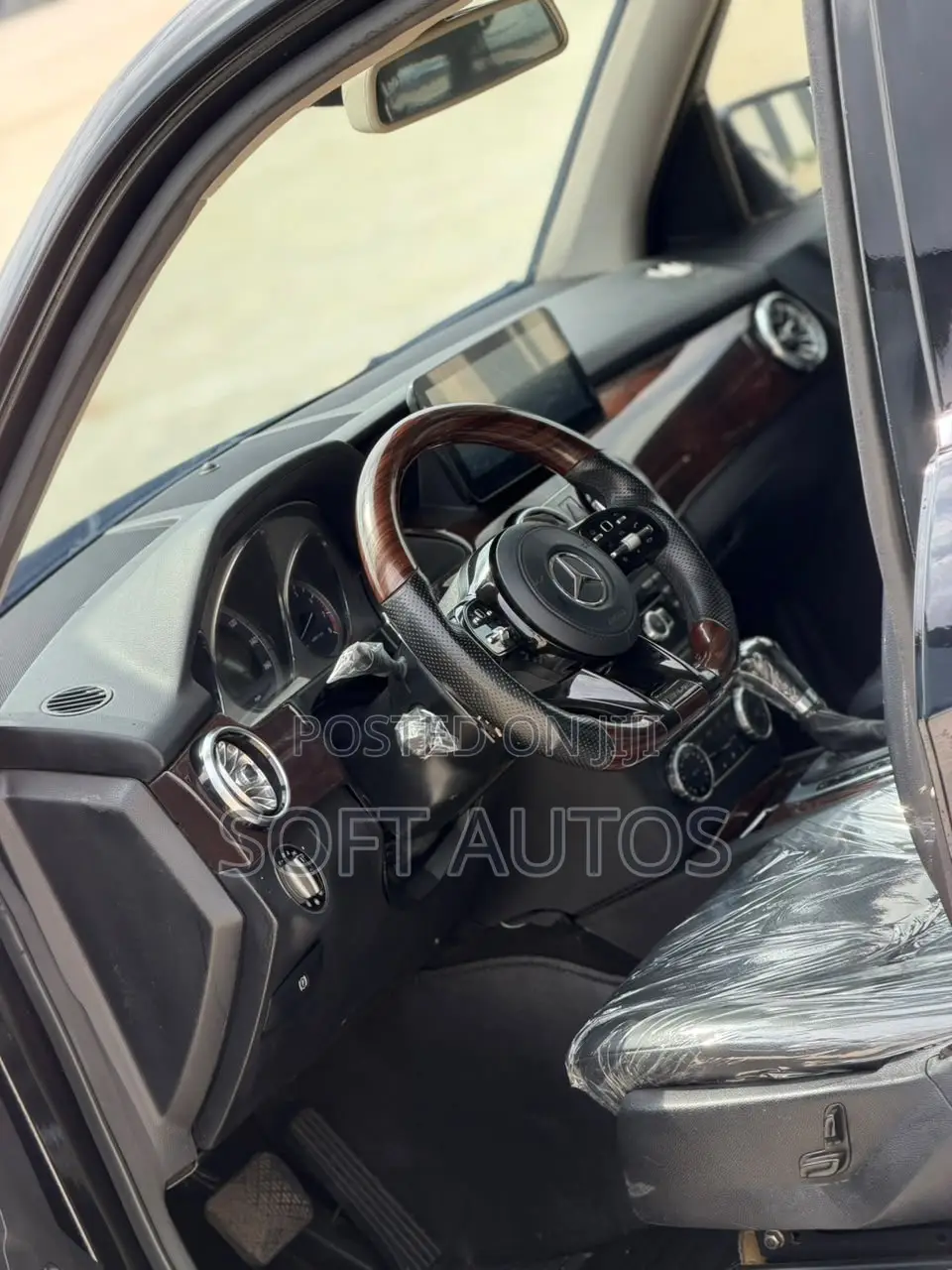 Mercedes-Benz GLK-Class 350 2010 Black
