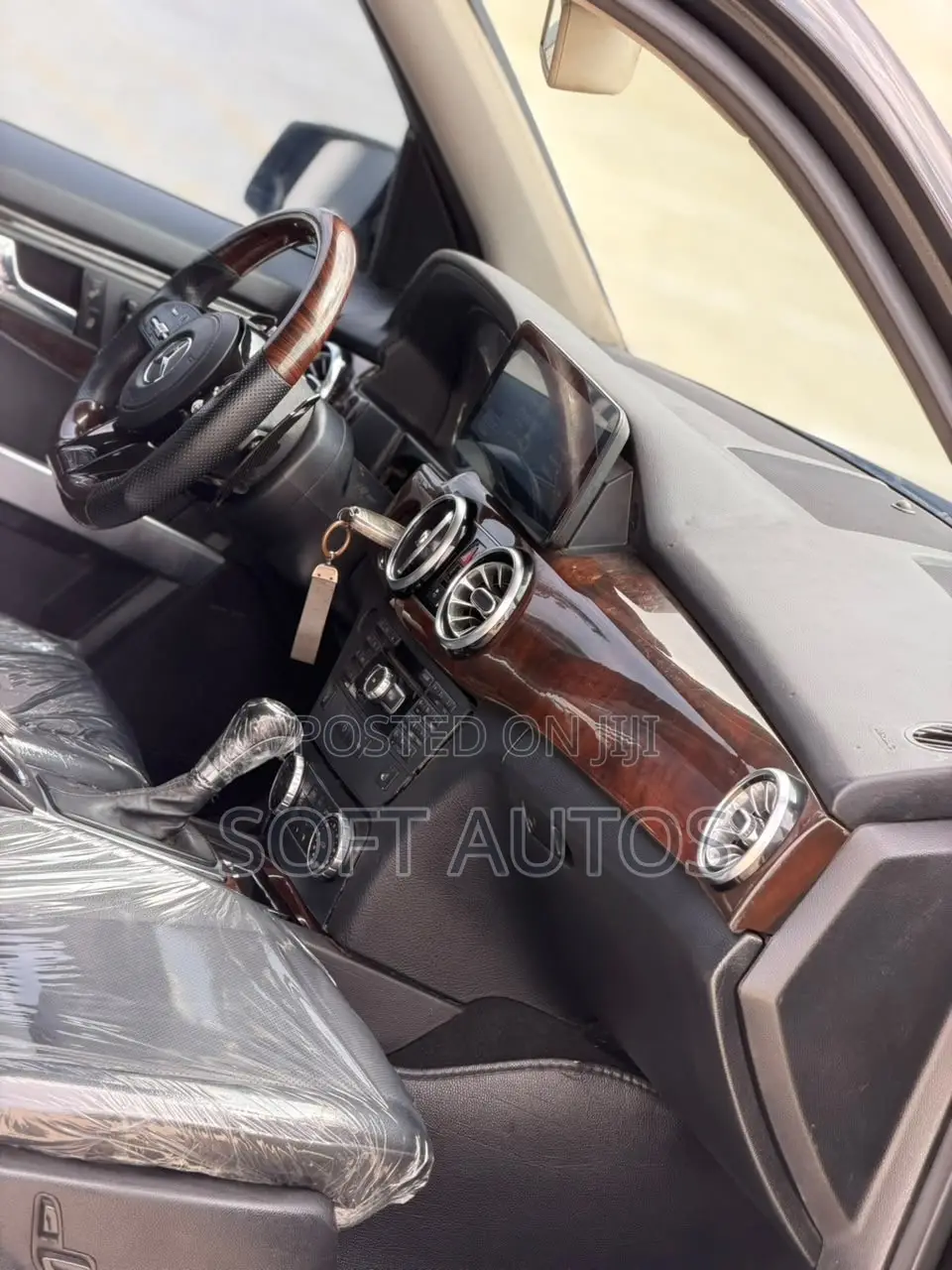 Mercedes-Benz GLK-Class 350 2010 Black