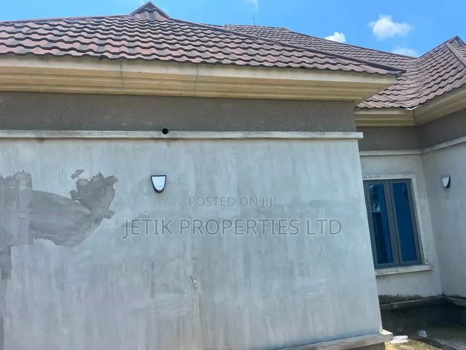 3bdrm Bungalow in Welfare Quarters, Makurdi for sale