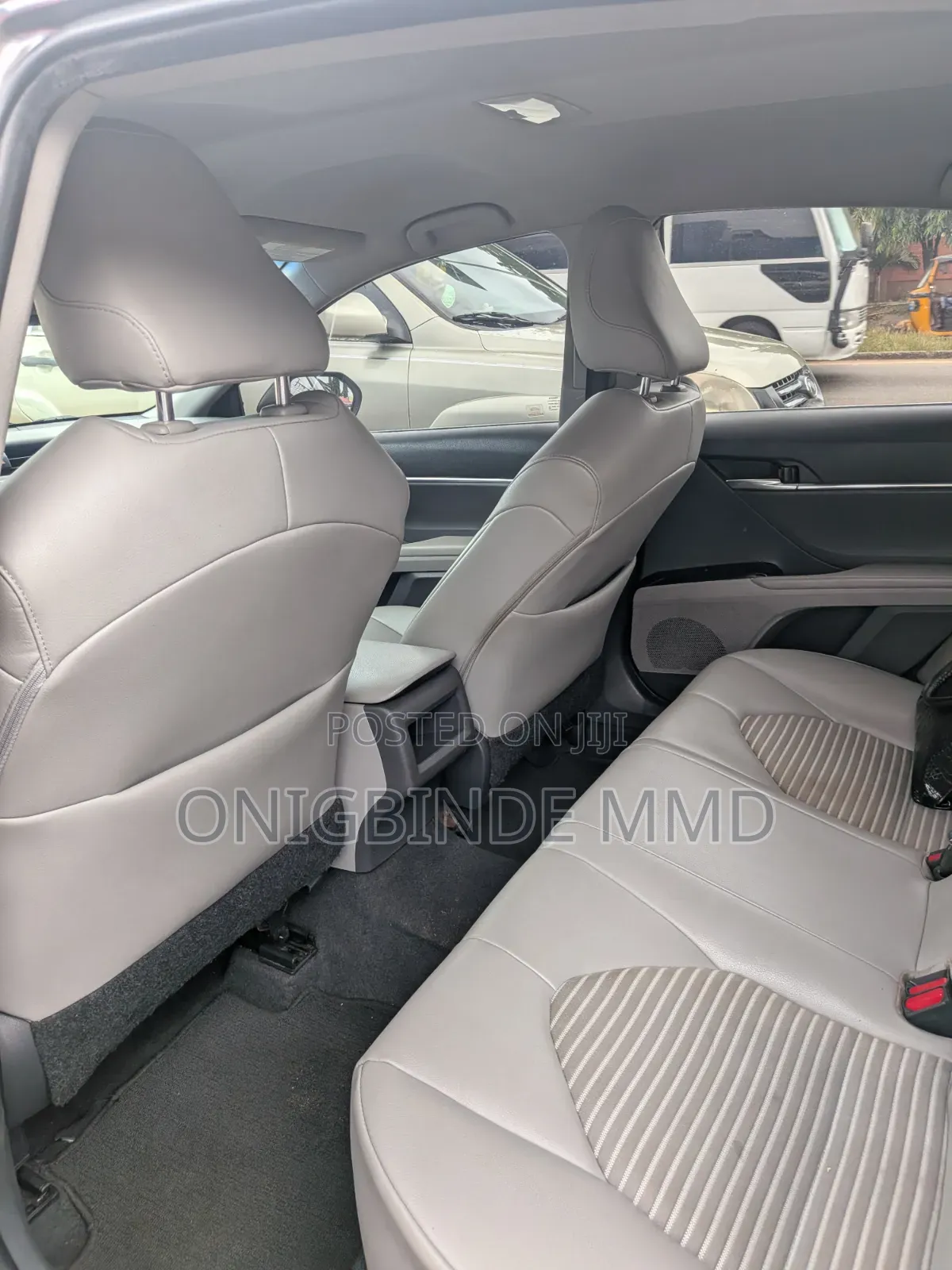 Toyota Camry 2018 Gray