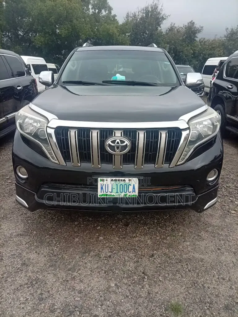 Toyota Land Cruiser 2012 Black