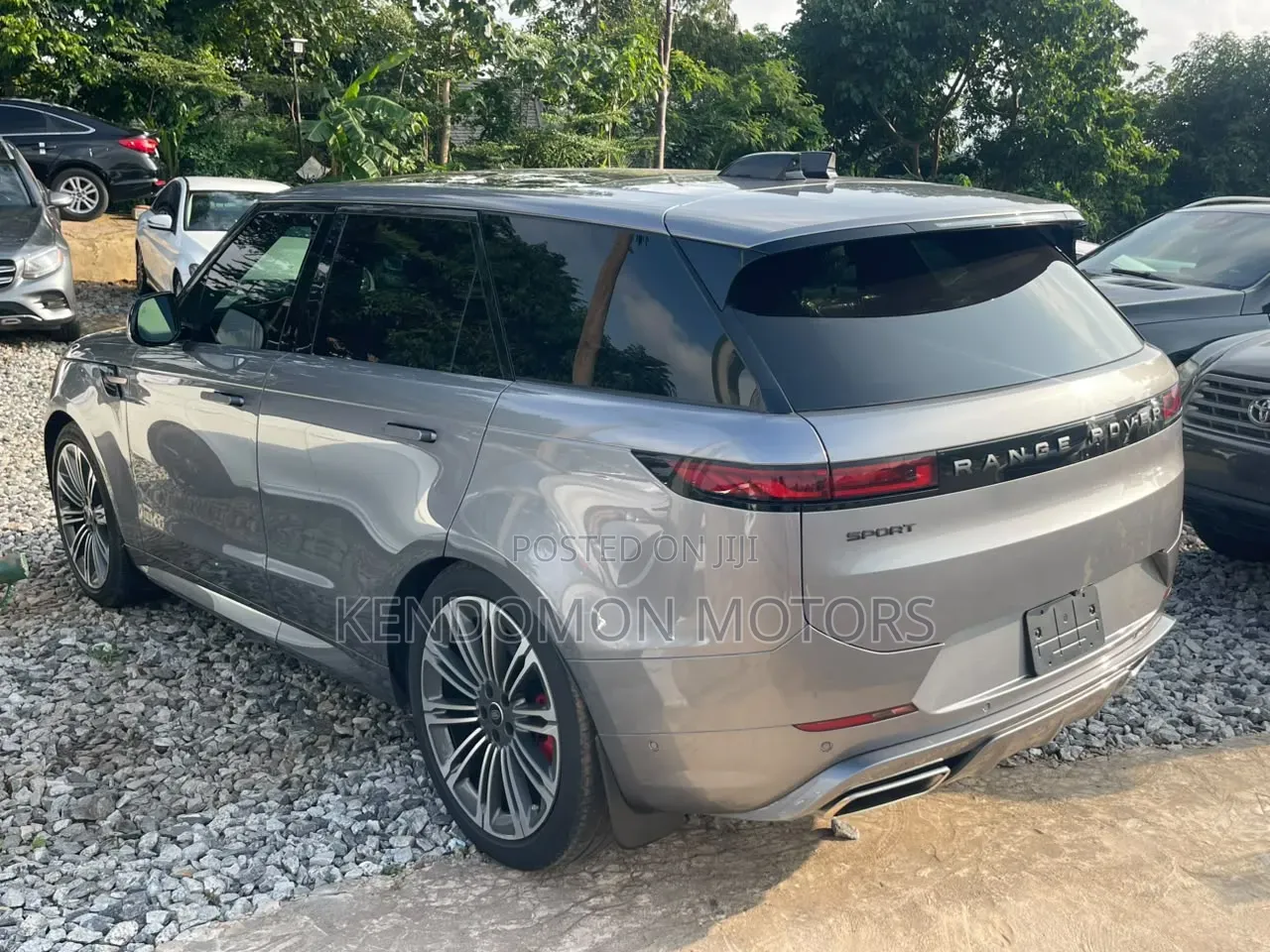 Land Rover Range Rover 2024 Gray