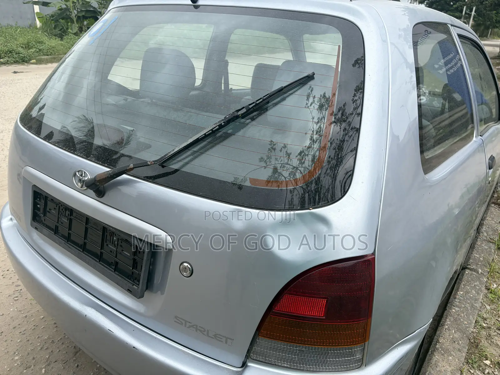 Toyota Starlet 2000 Silver
