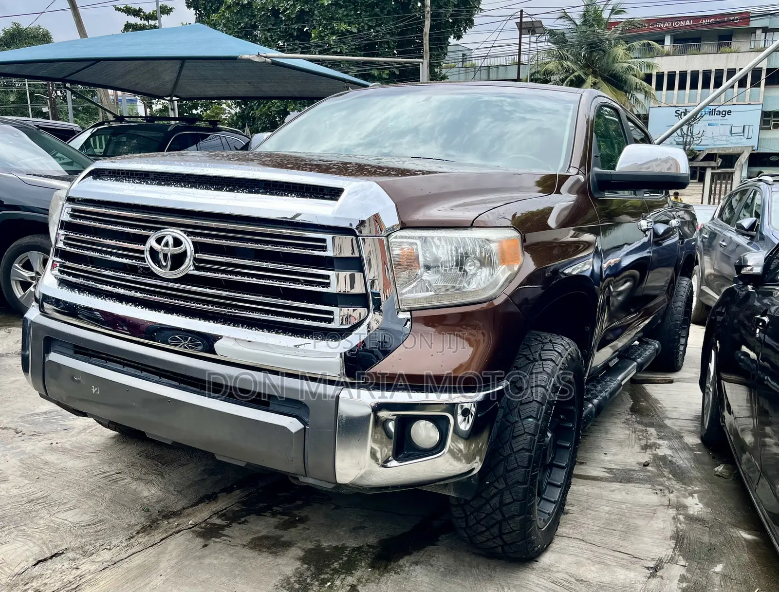 Toyota Tundra 1794 5.7L V8 4x4 CrewMax 5.6 ft. box 145.7 in. WB 2016 Brown