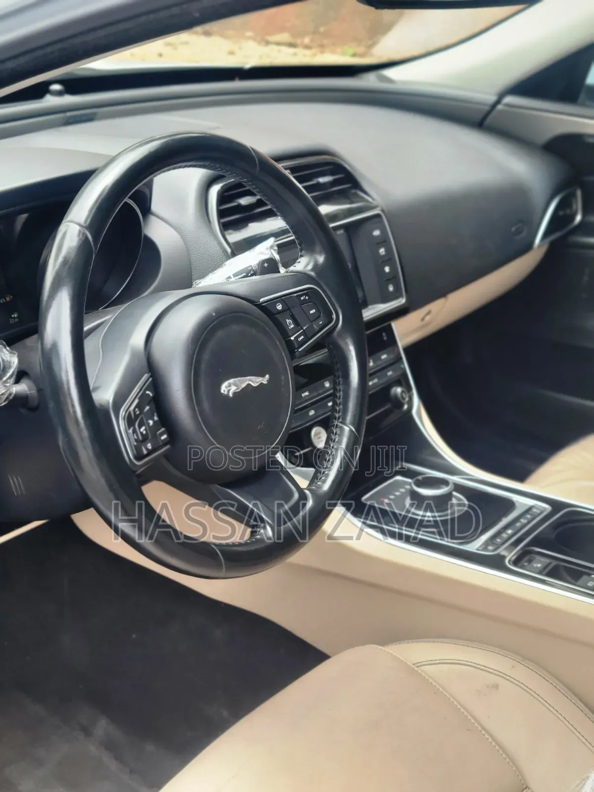 Jaguar XE 2017 White