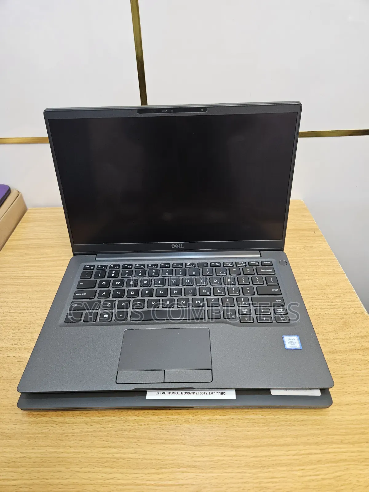 Laptop Dell Latitude 7400 8GB Intel Core i7 SSD 256GB