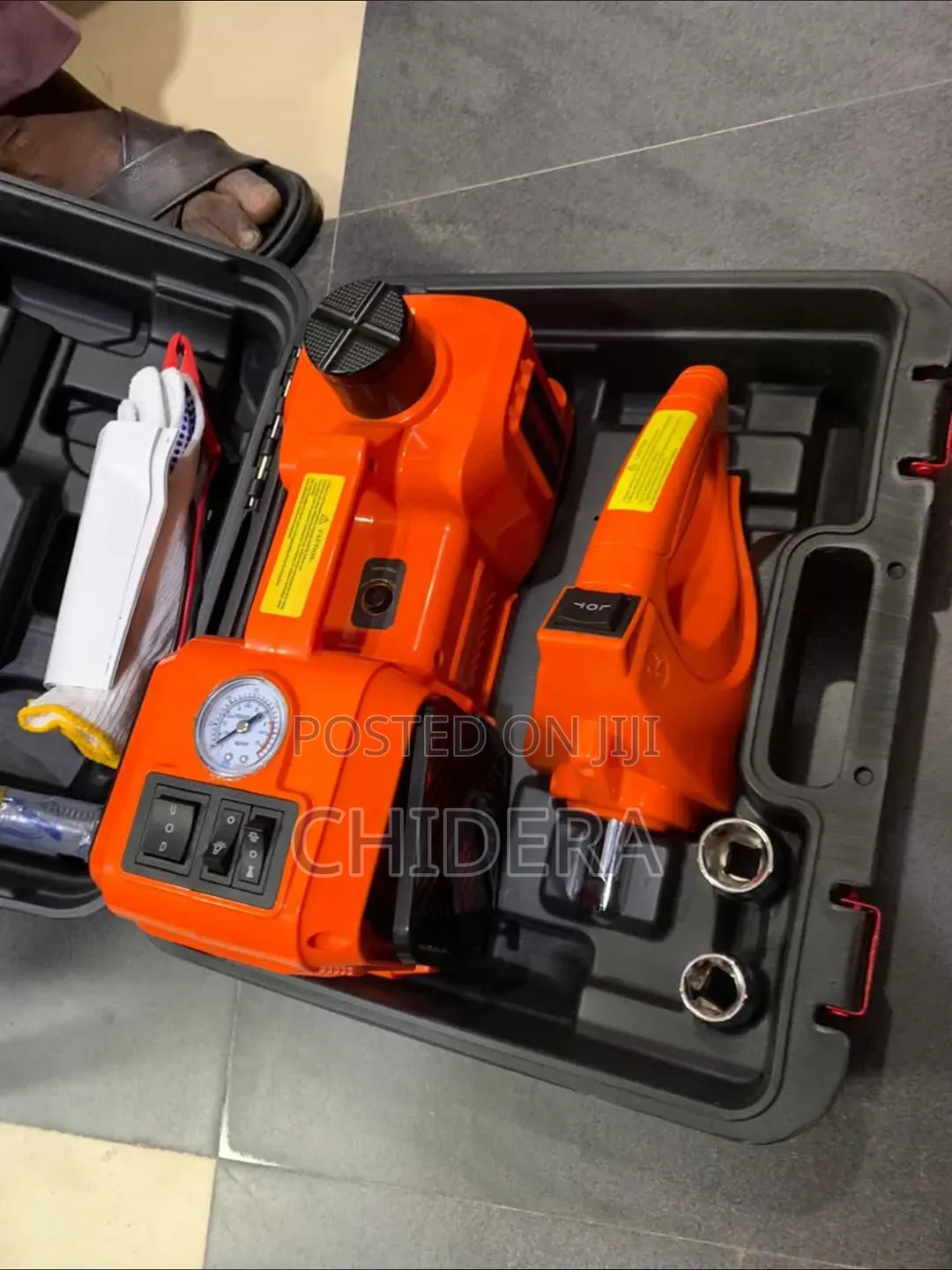 Complete Set of Original 5in1 Car Jack