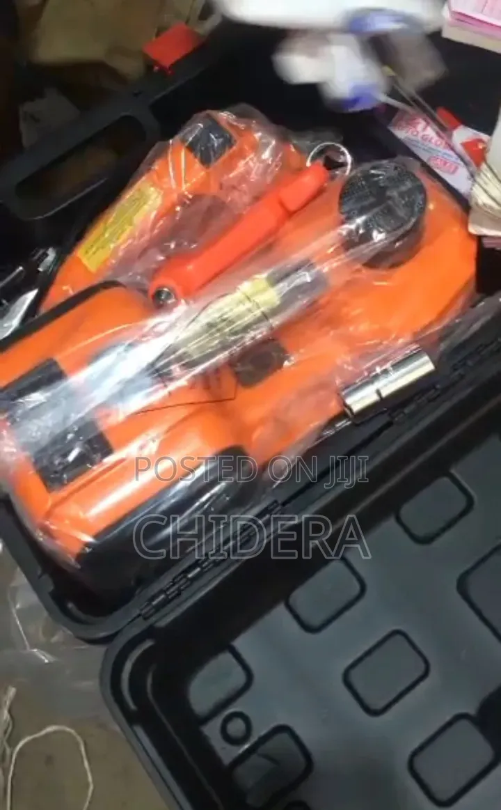 Complete Set of Original 5in1 Car Jack
