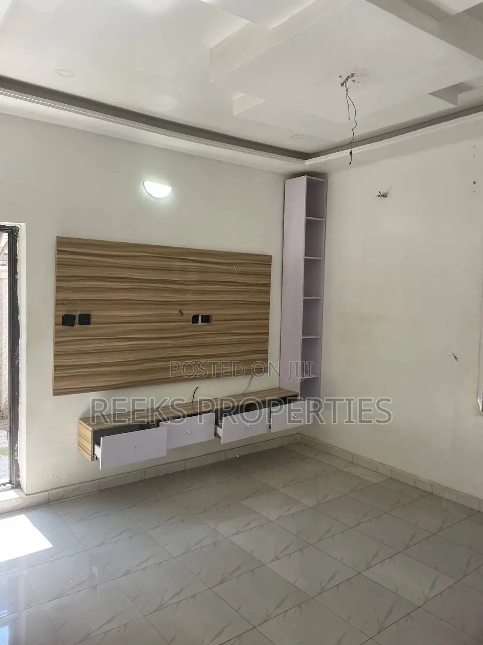 1bdrm Bungalow in FHA for rent