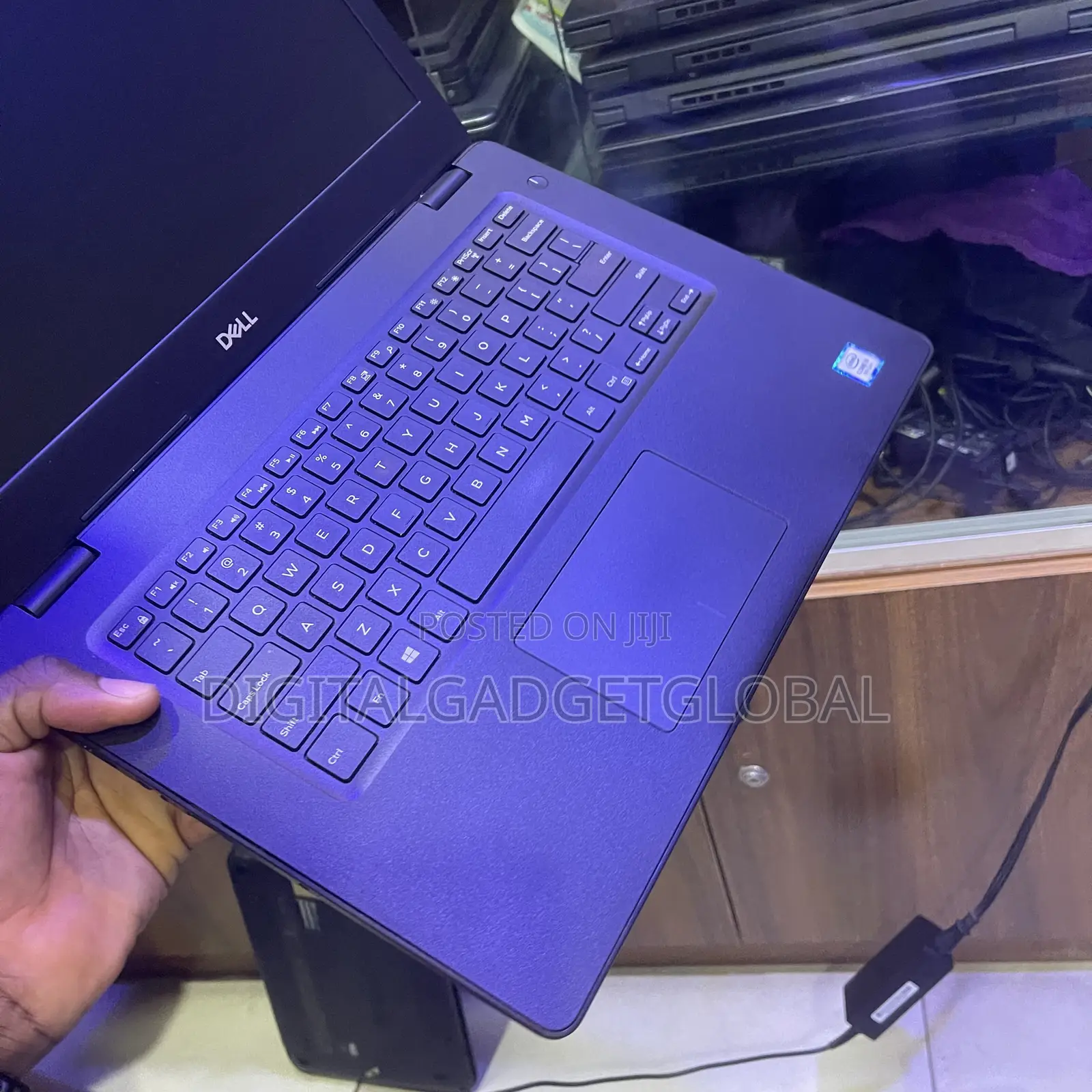 Laptop Dell Inspiron 14 3490 8GB Intel Core i5 SSD 256GB