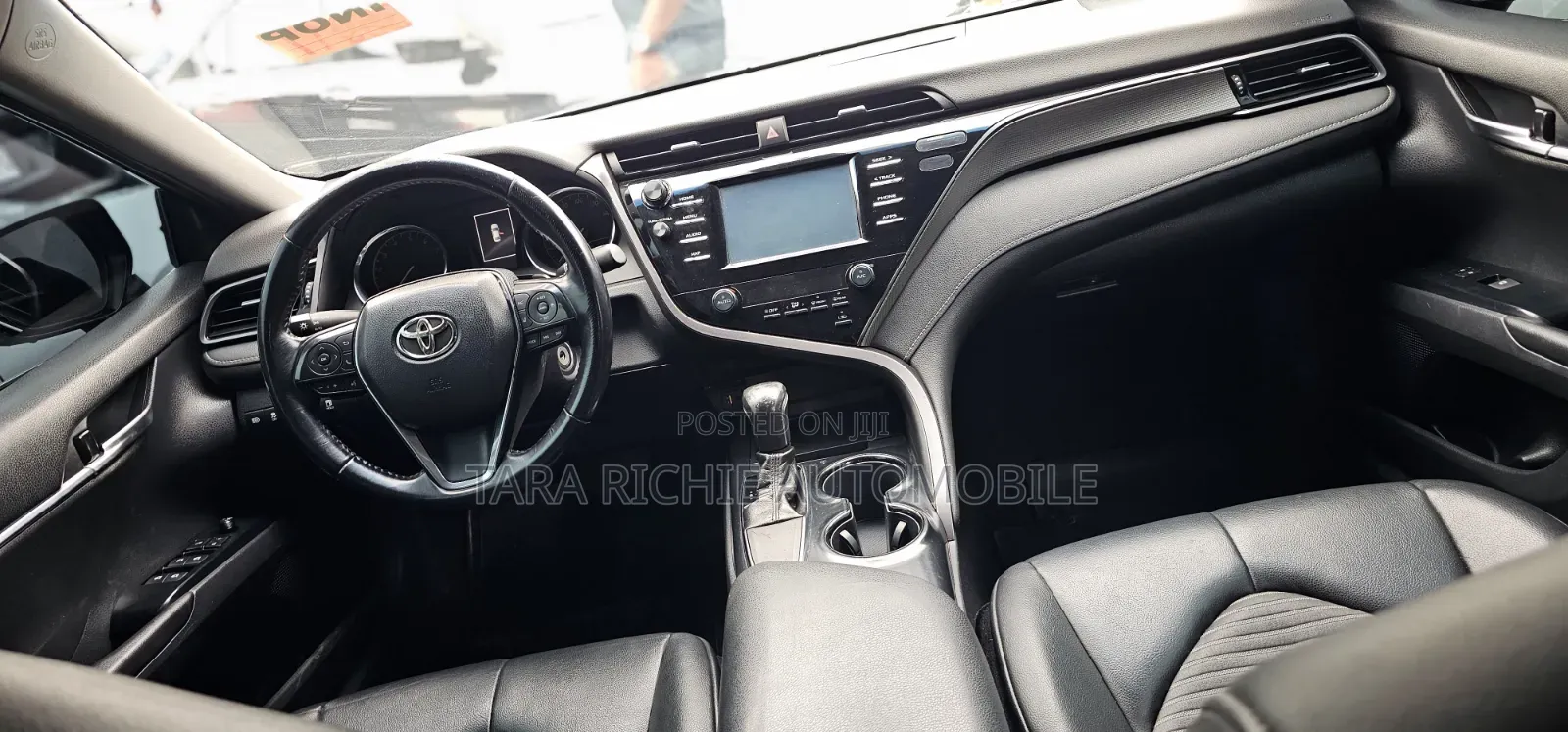 Toyota Camry 2019 Black