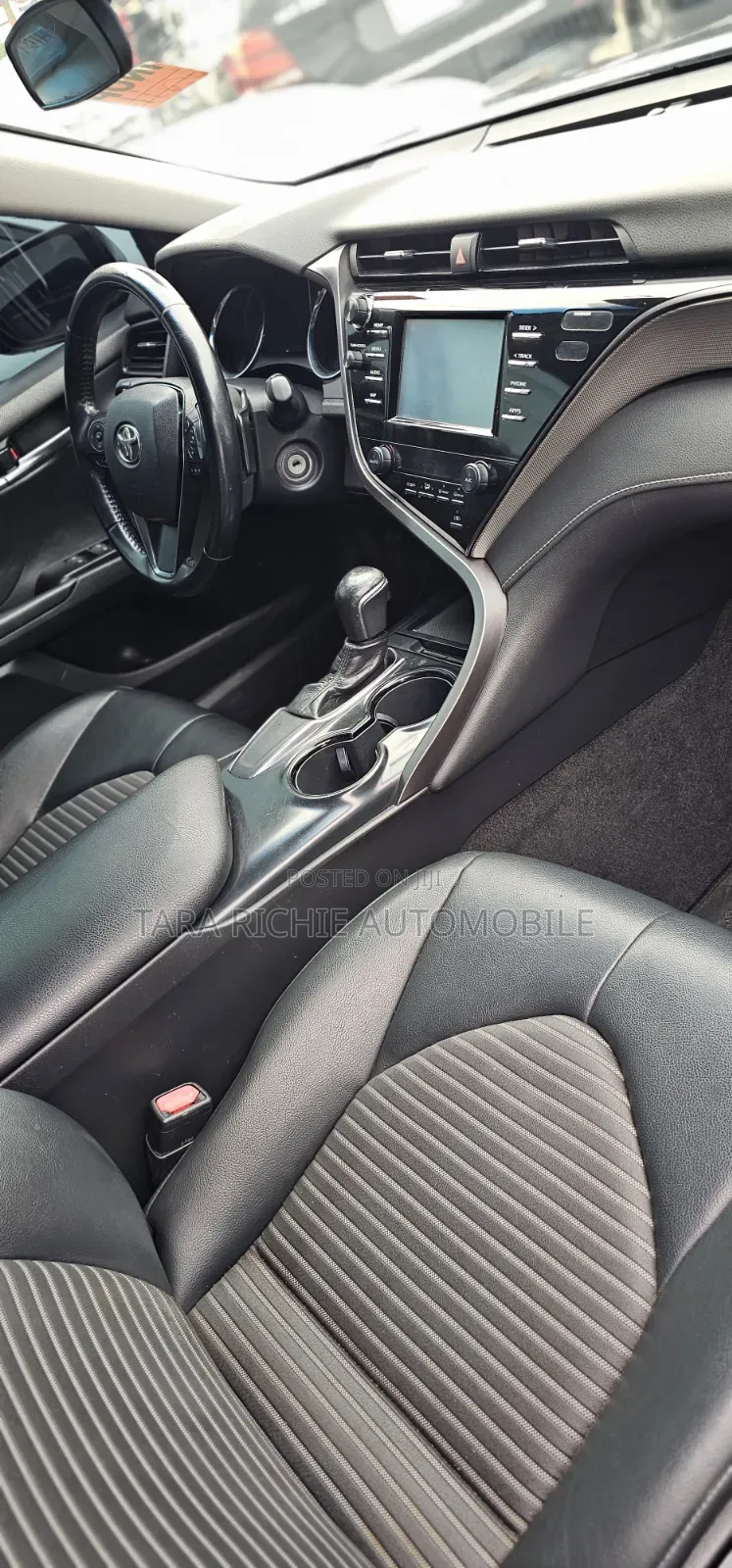 Toyota Camry 2019 Black