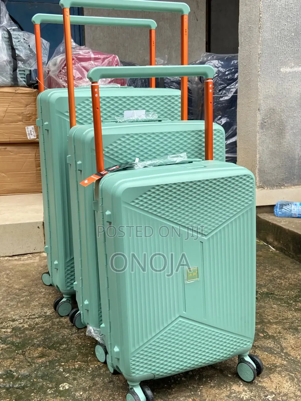 Luggage/ Traveling Box