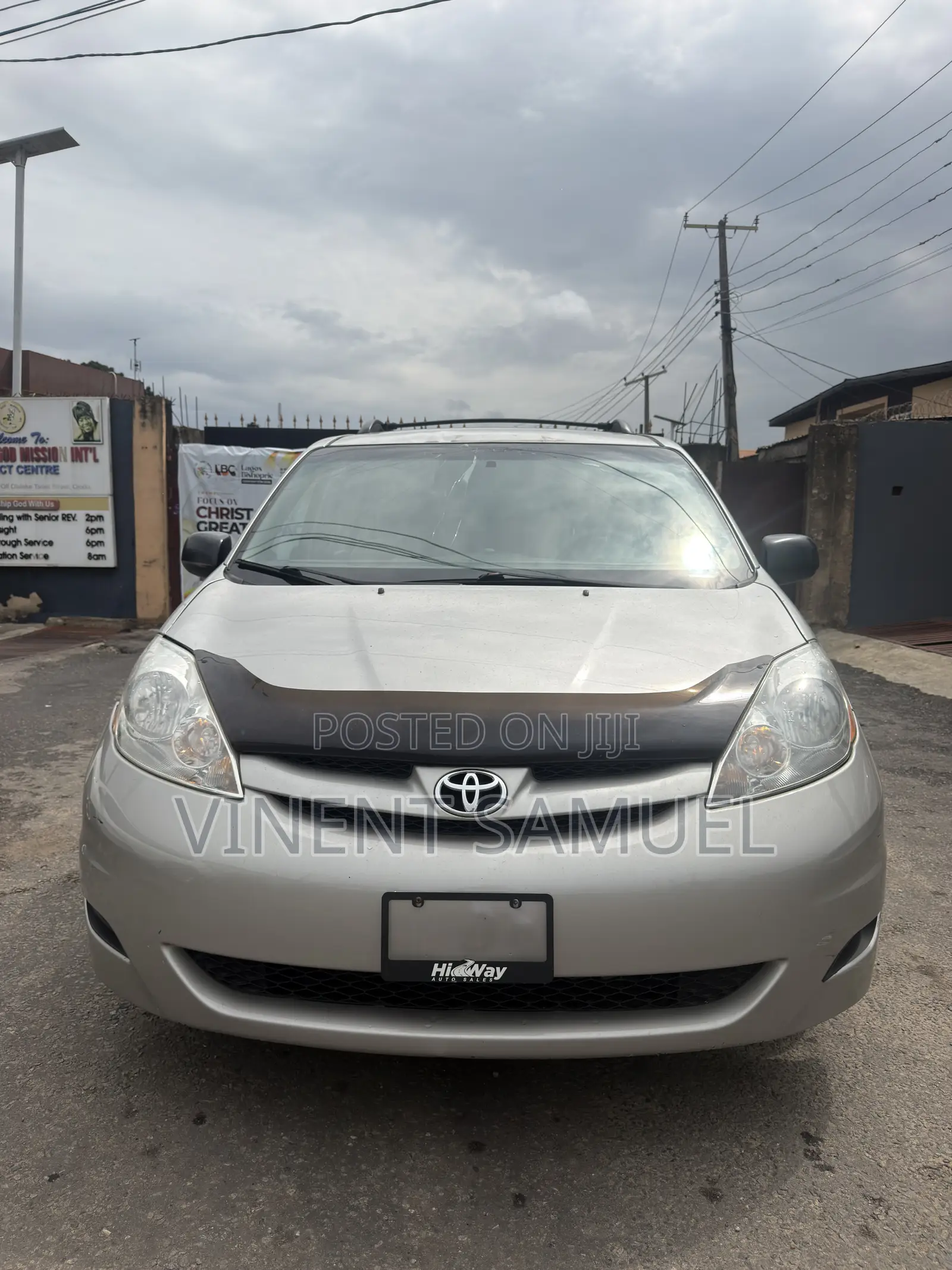 Toyota Sienna 2004 Gold