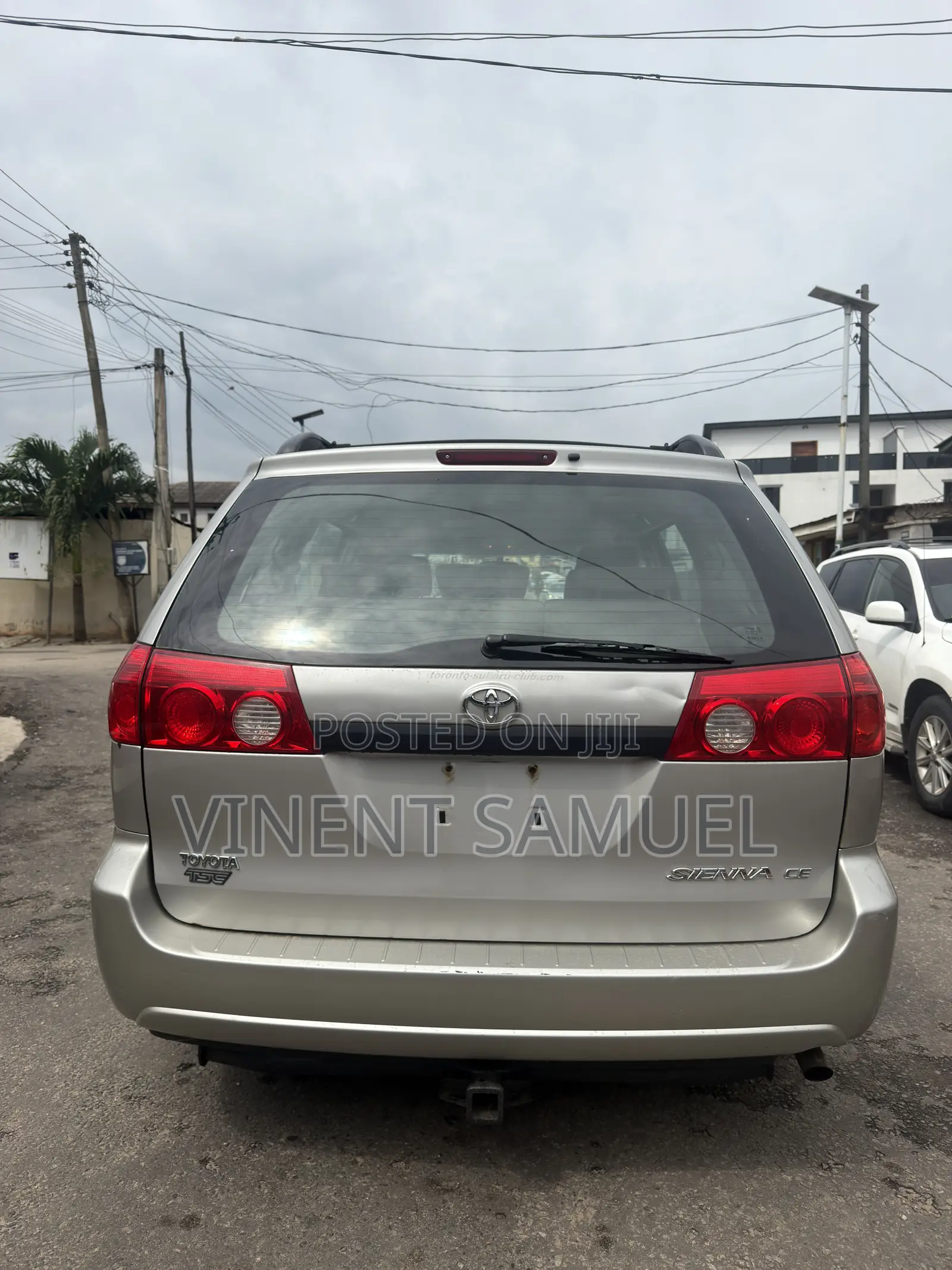 Toyota Sienna 2004 Gold