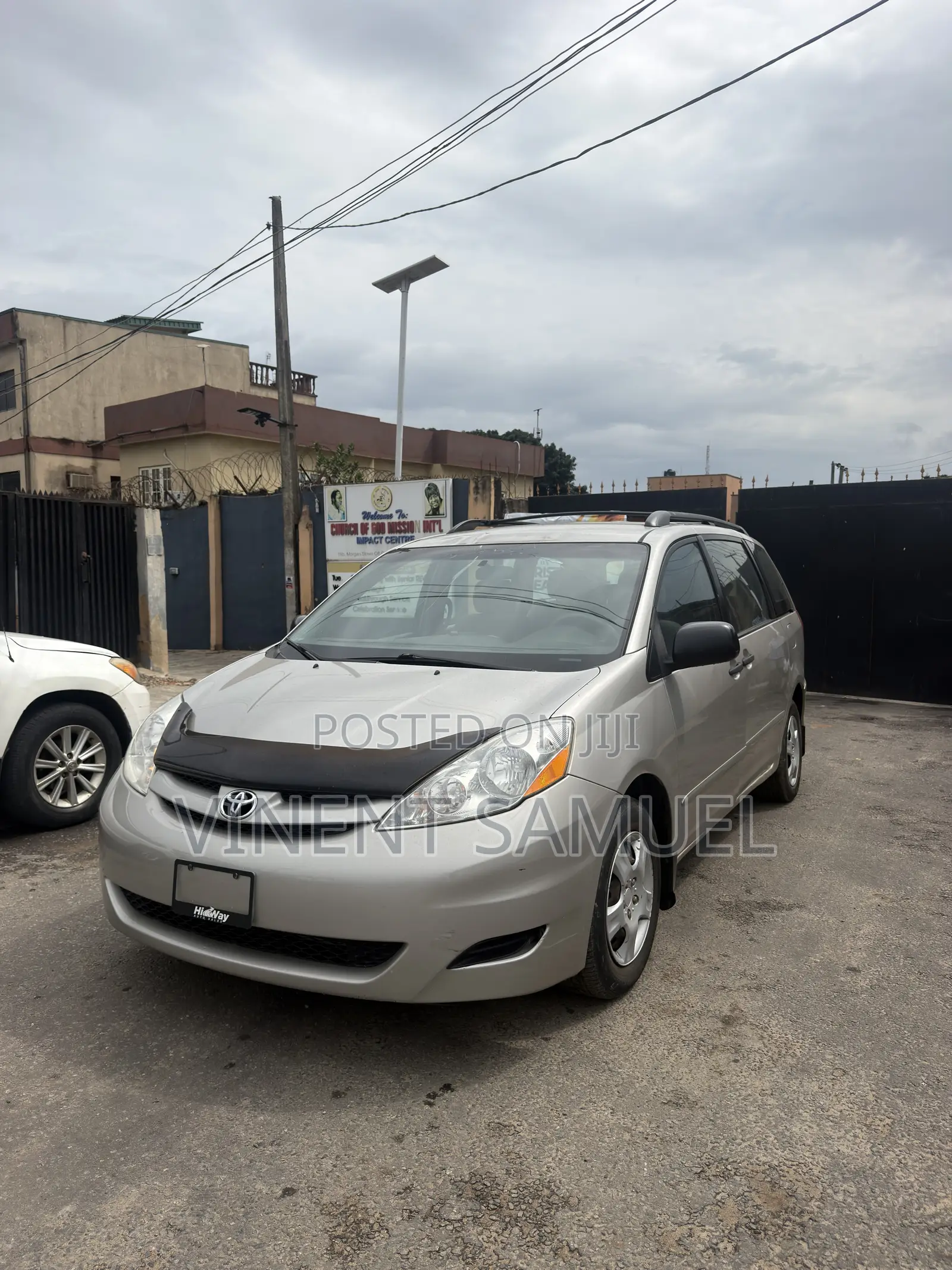 Toyota Sienna 2004 Gold