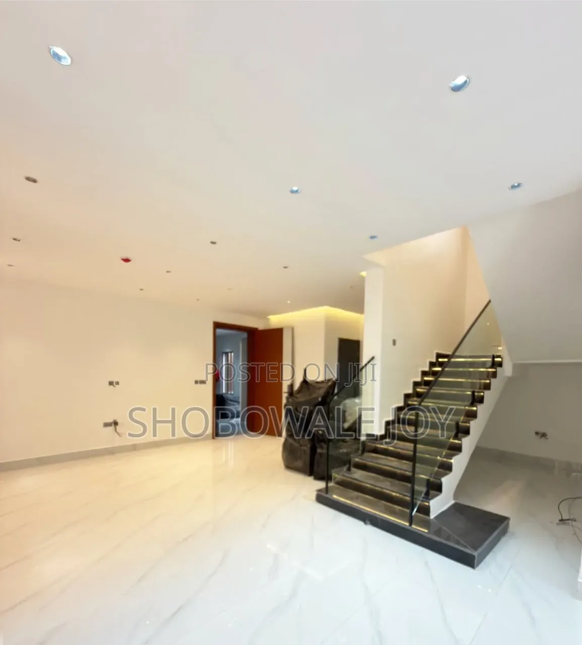 Furnished 3bdrm Maisonette in Ikoyi for rent