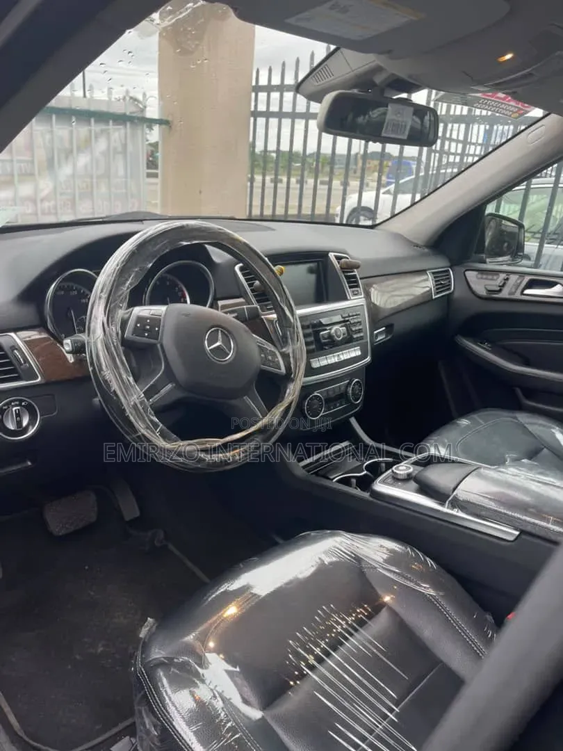 Mercedes-Benz M Class 2012 Black