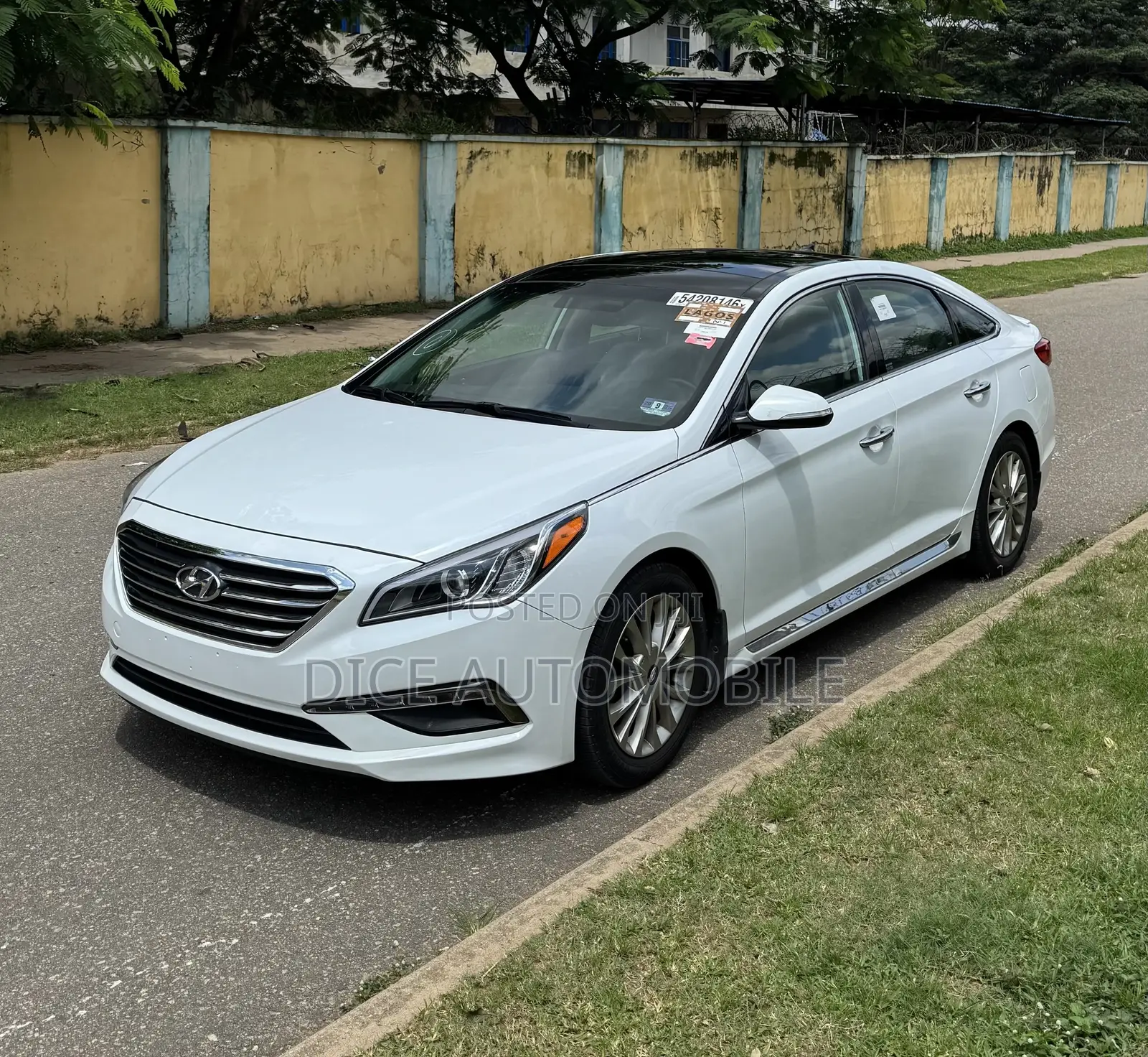 Hyundai Sonata Limited 4dr Sedan (2.4L 4cyl 6A) 2015 White