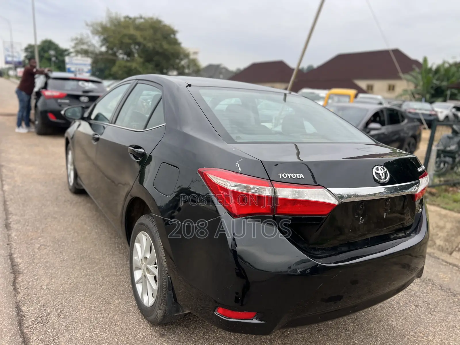 Toyota Corolla LE 4dr Sedan (1.8L 4cyl CVT) 2015 Black