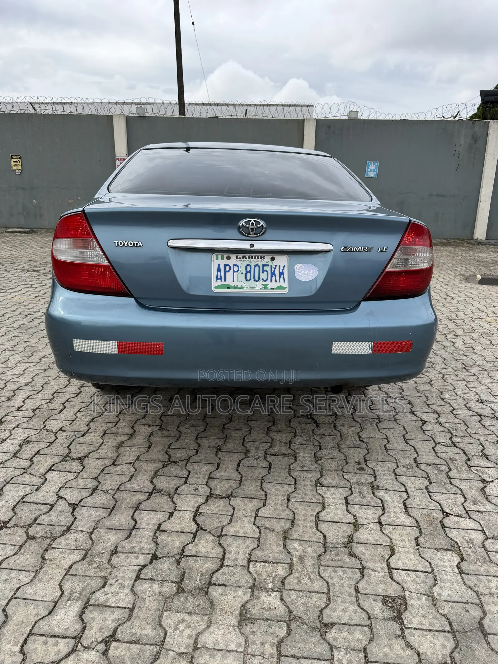 Toyota Camry LE 4dr Sedan (2.4L 4cyl 4A) 2004 Blue