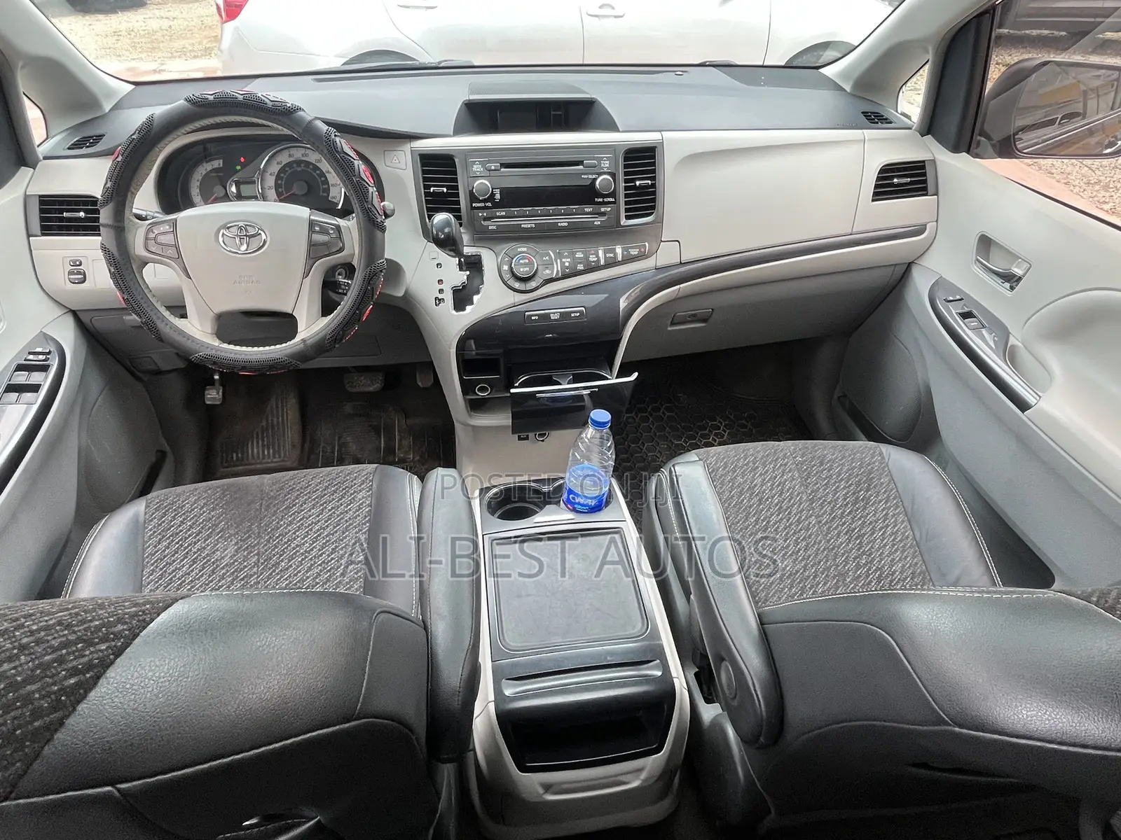 Toyota Sienna 2013 Gray