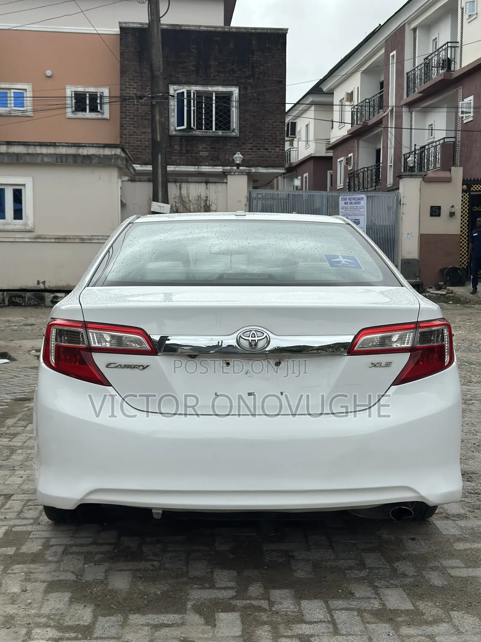 Toyota Camry XLE 4dr Sedan (2.5L 4cyl 6A) 2013 White