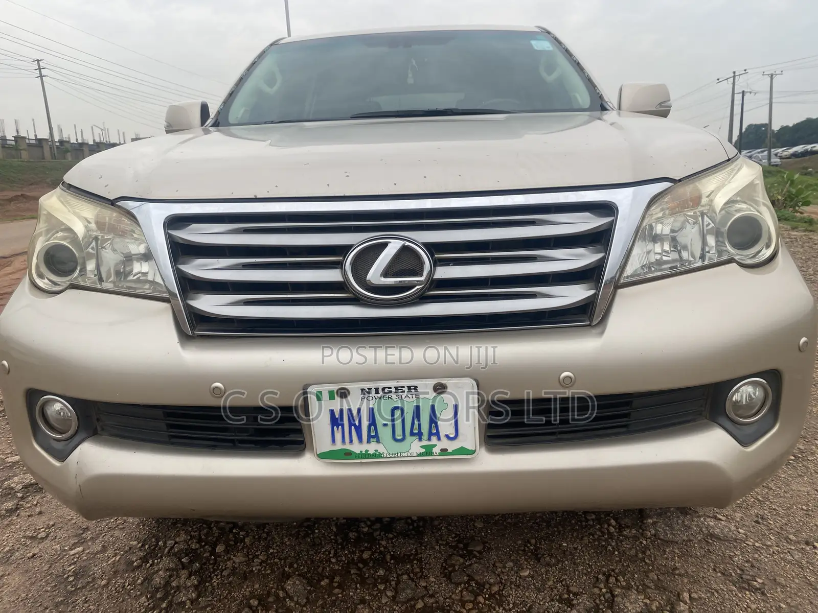 Lexus GX 460 2011 Gold