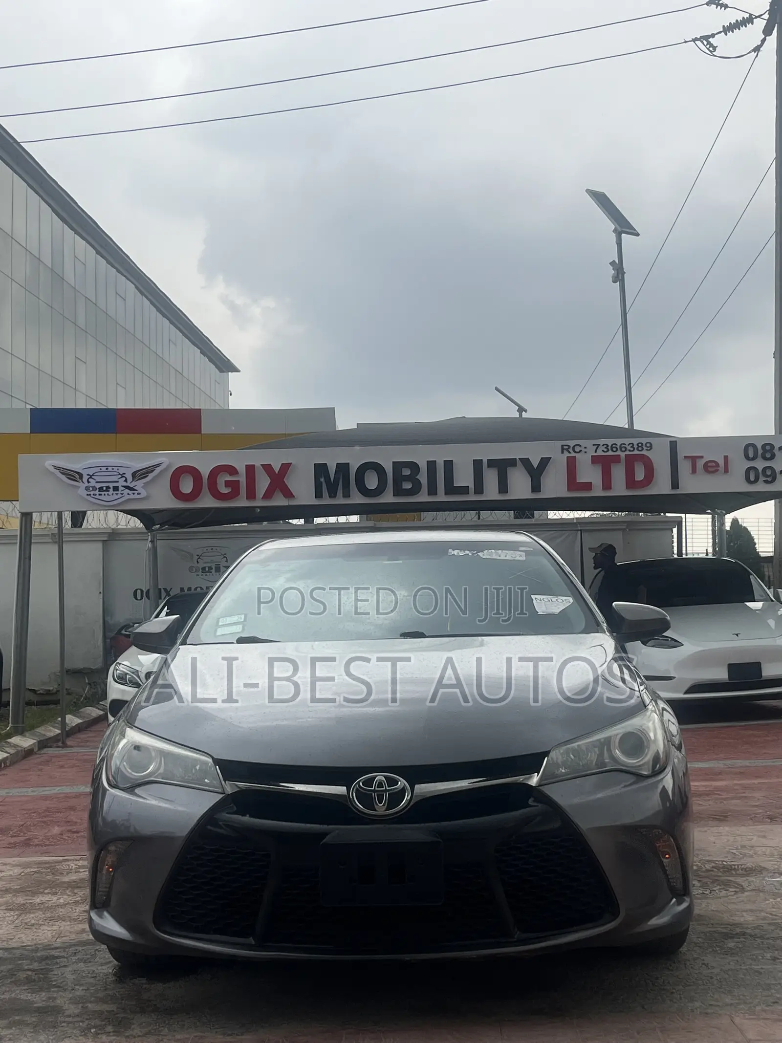 Toyota Camry 2015
